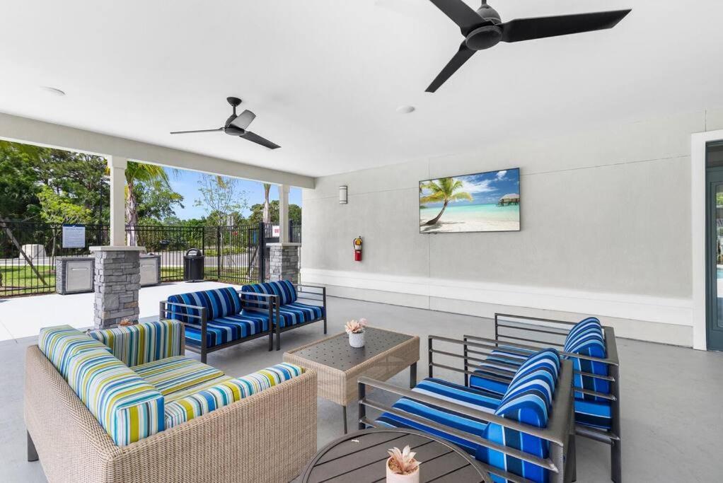 Elegant 2 Bedroom/2 Bath Condo With All Amenities Melbourne Exterior foto