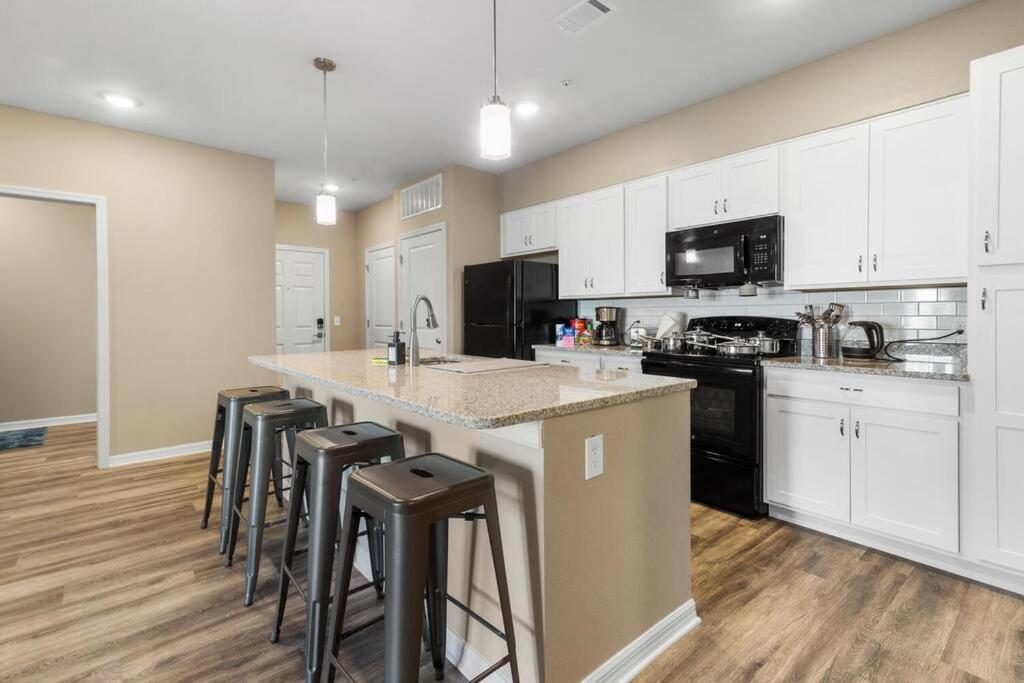 Elegant 2 Bedroom/2 Bath Condo With All Amenities Melbourne Exterior foto